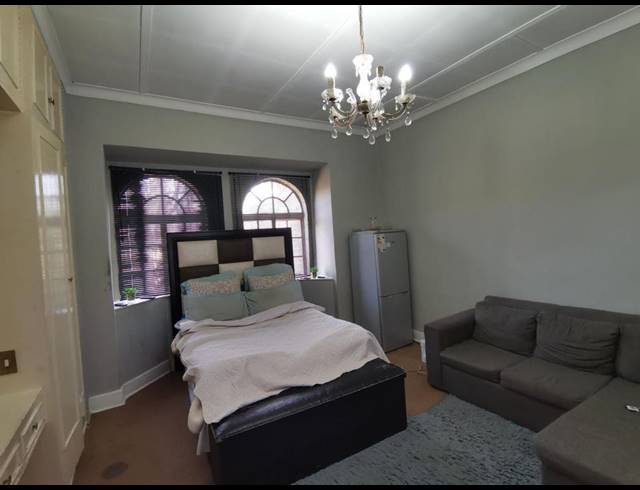 7 BEDROOM HOUSE FOR SALE IN CLYDESDALE